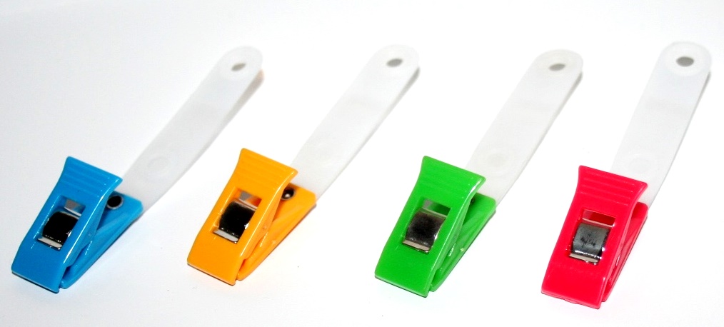 Porta Credencial Clip Plástico